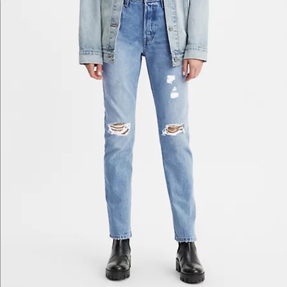 Levi’s original 501s high rise fitted through hip and thigh straight leg